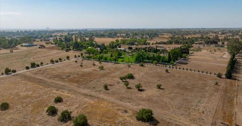9833 La Clair, Wilton, CA 95693 Photo
