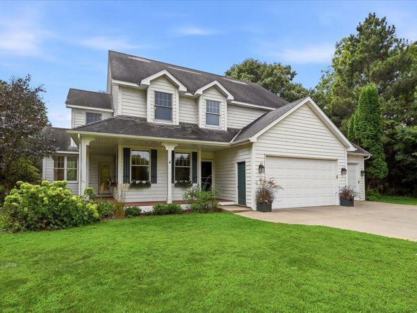 9111 107th Street N, Grant, MN 55082