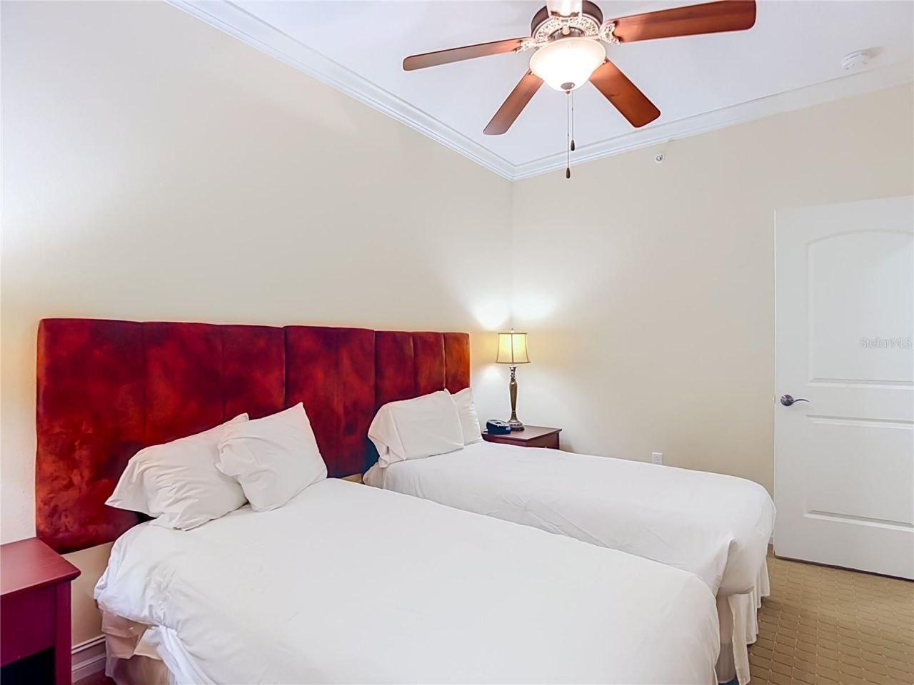 13941 Clubhouse Drive , Unit 304, Tampa, FL 33618 Photo