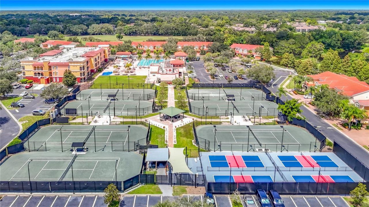 13941 Clubhouse Drive , Unit 304, Tampa, FL 33618 Photo