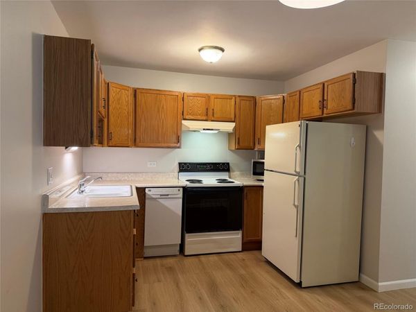 610 S Alton Way , Unit 2A, Denver, CO 80247