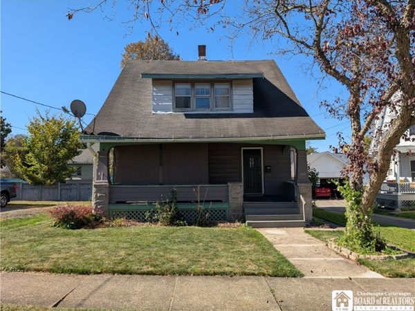 140 Maple Street , Jamestown, NY 14701
