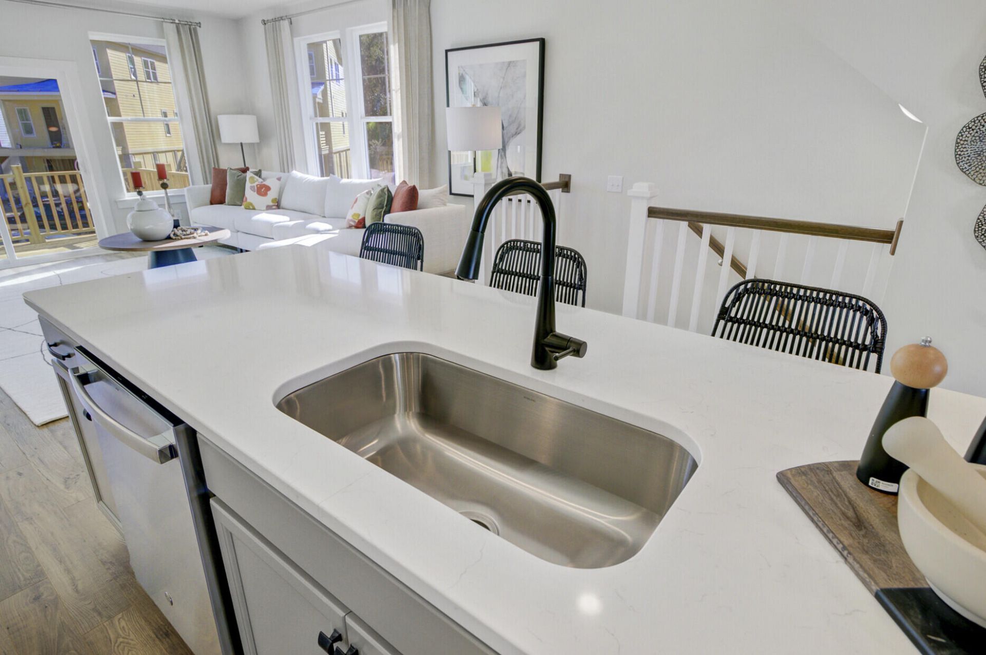 475 Caledon Court Photo 26