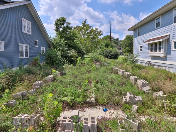 2926 Ruckle Street , Indianapolis, IN 46205