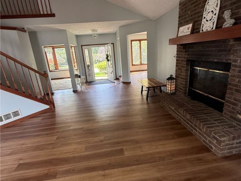 5630 Huntington Reserve Drive, Parma, OH 44134 Photo 8