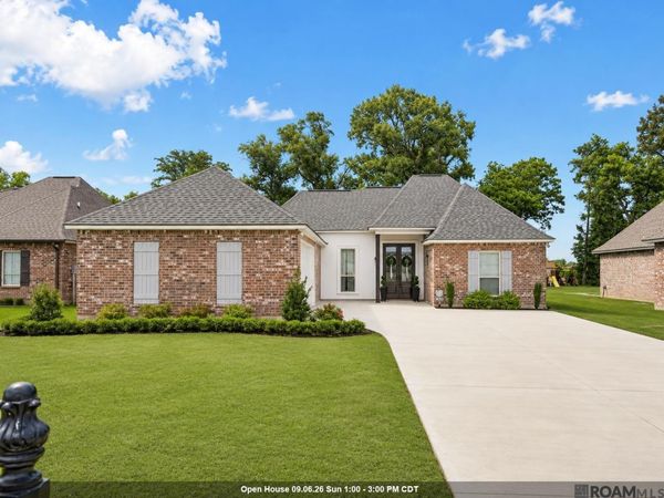 4820 Pointe Prospect Dr, Oscar, LA 70762