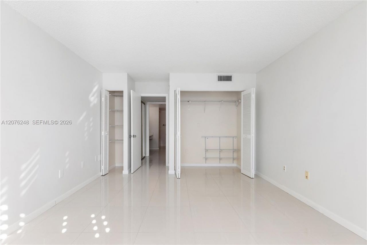 210 Sea View Dr , Unit 207, Key Biscayne, FL 33149 Photo