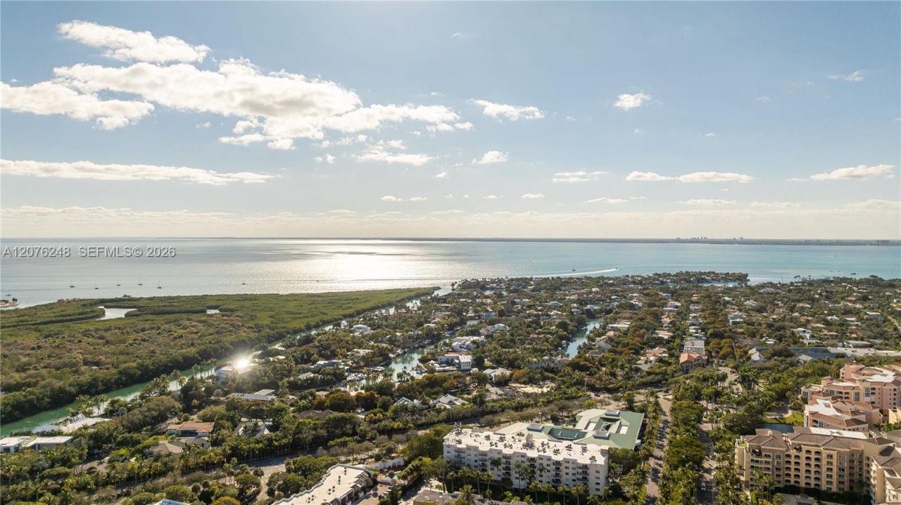 210 Sea View Dr , Unit 207, Key Biscayne, FL 33149 Photo