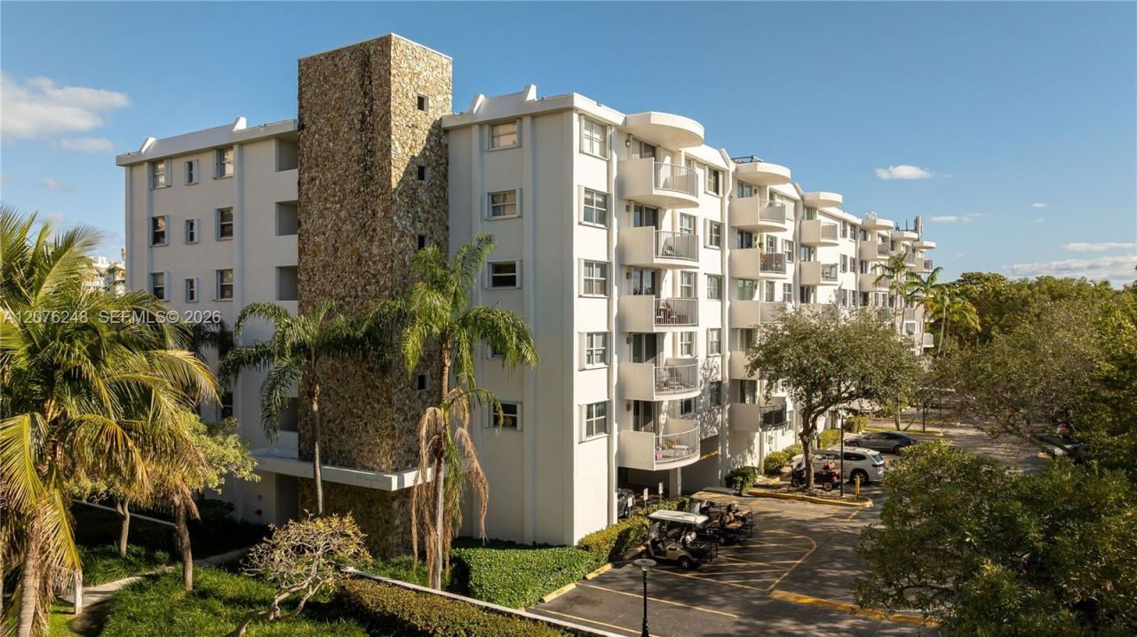 210 Sea View Dr , Unit 207, Key Biscayne, FL 33149 Photo