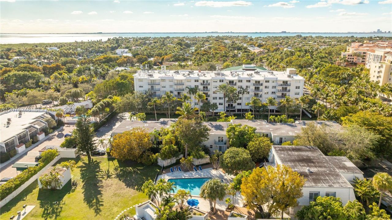 210 Sea View Dr , Unit 207, Key Biscayne, FL 33149 Photo