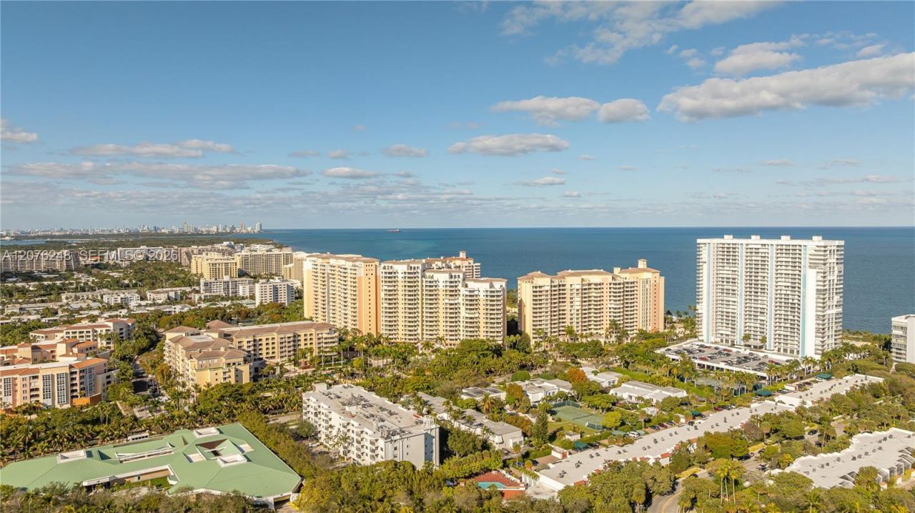 210 Sea View Dr , Unit 207, Key Biscayne, FL 33149 Photo