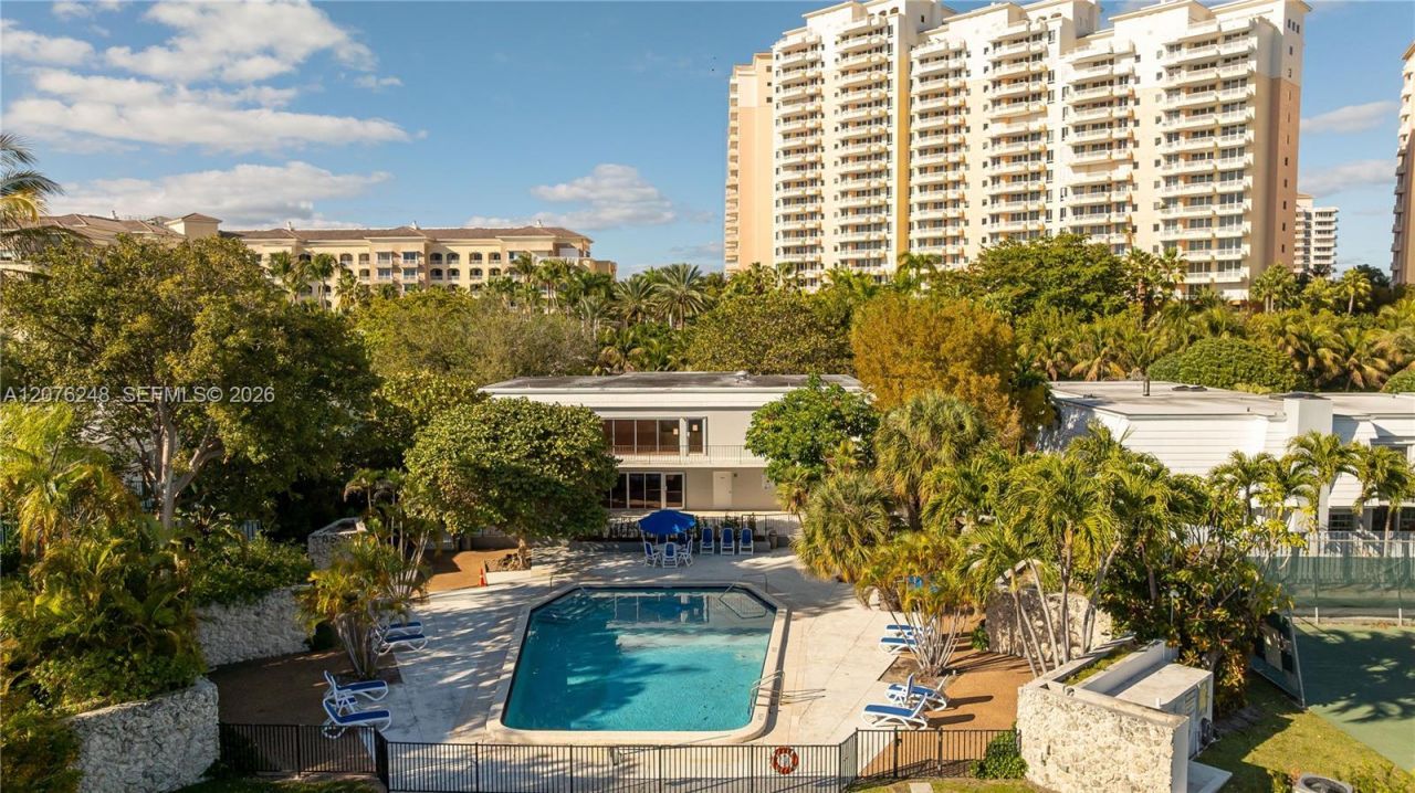 210 Sea View Dr , Unit 207, Key Biscayne, FL 33149 Photo