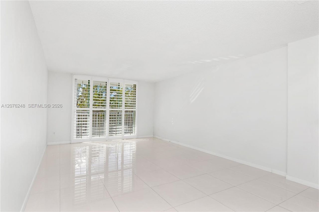 210 Sea View Dr , Unit 207, Key Biscayne, FL 33149 Photo