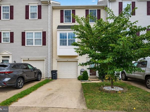 11082 CLOVERTREE COURT , MANASSAS, VA 20109