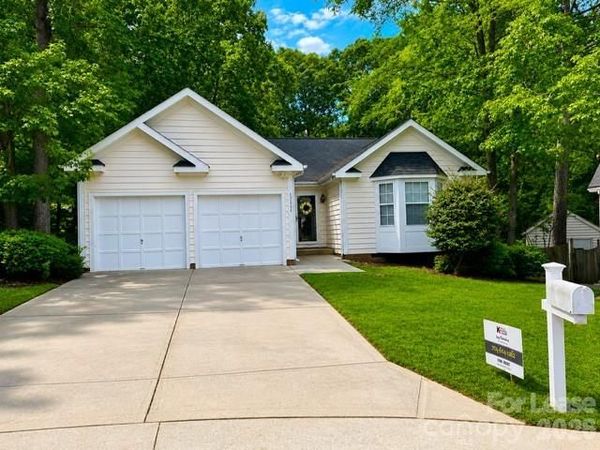 12511 Agate Lane, Pineville, NC 28134