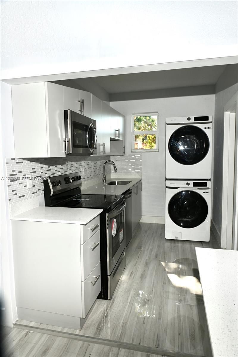 747 NW 5th Ct , Hallandale Beach, FL 33009 Photo