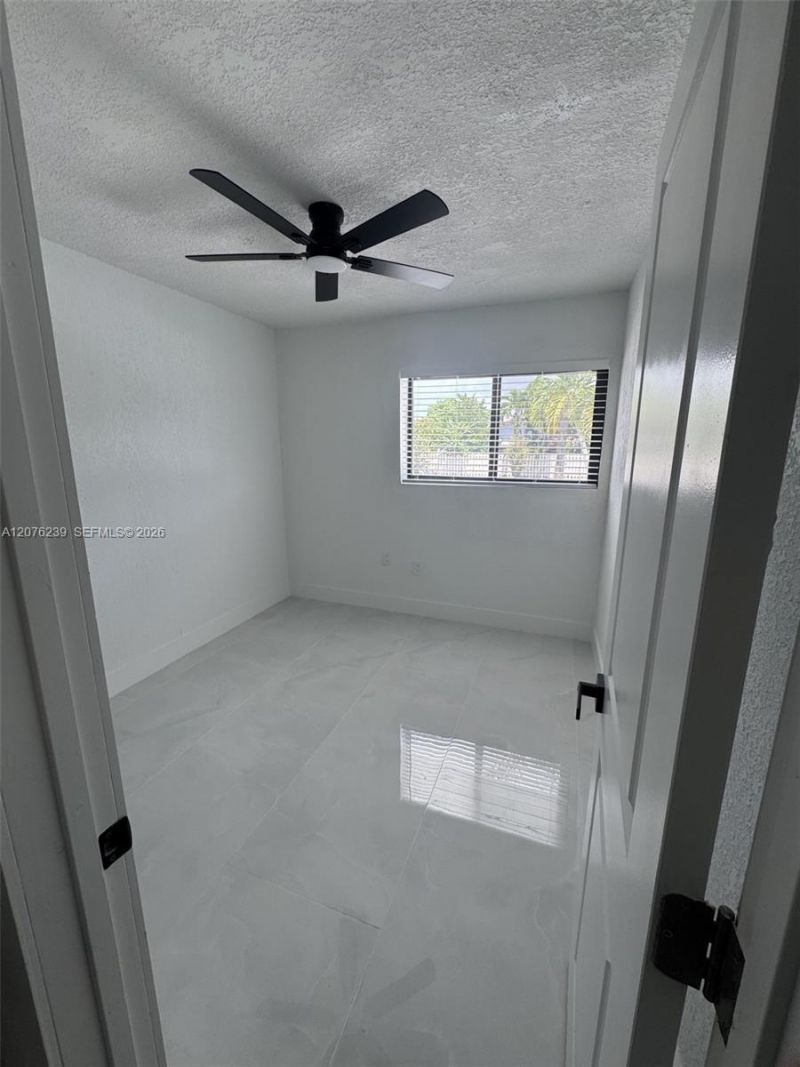 10830 SW 160th St, Miami, FL 33157 Photo