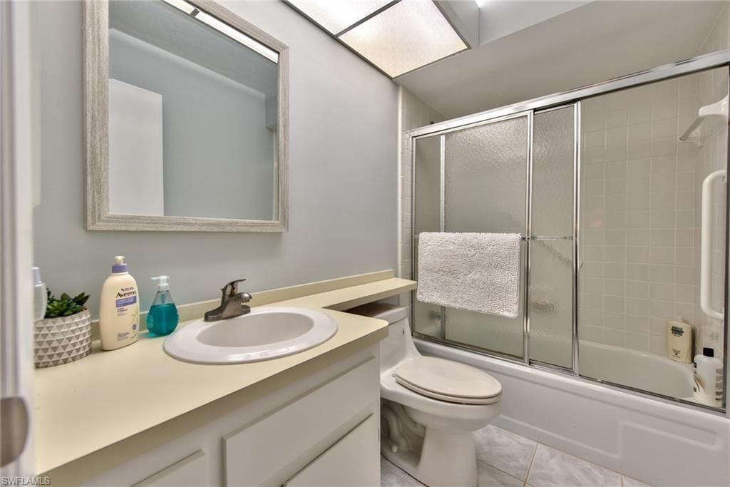 150 Round Key Cir , Unit G-15, Naples, FL 34112 Photo