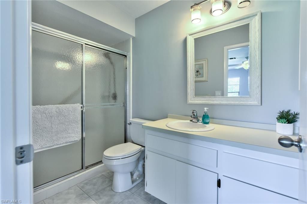 150 Round Key Cir , Unit G-15, Naples, FL 34112 Photo