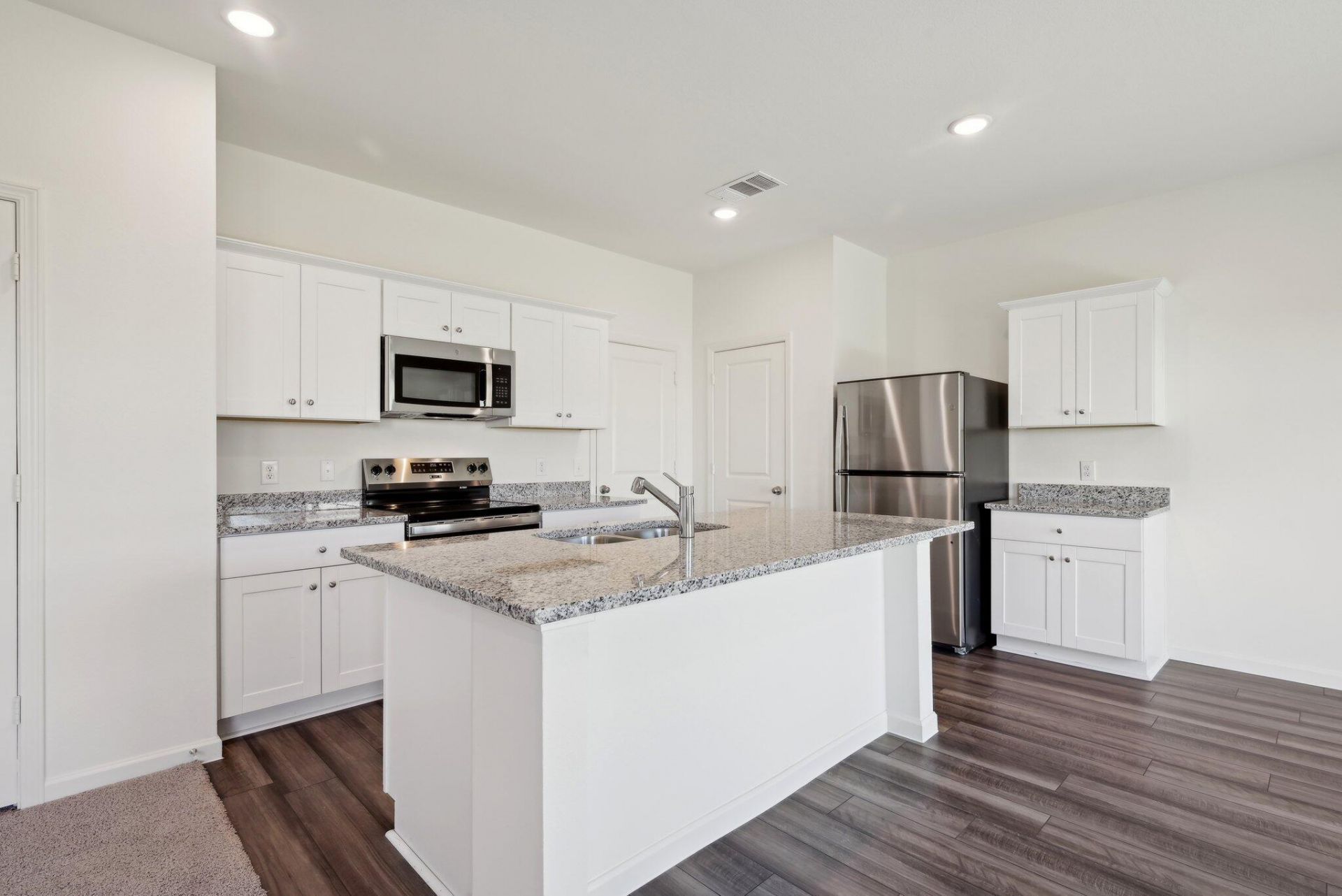 5328 Cottage Landing Drive Photo 5