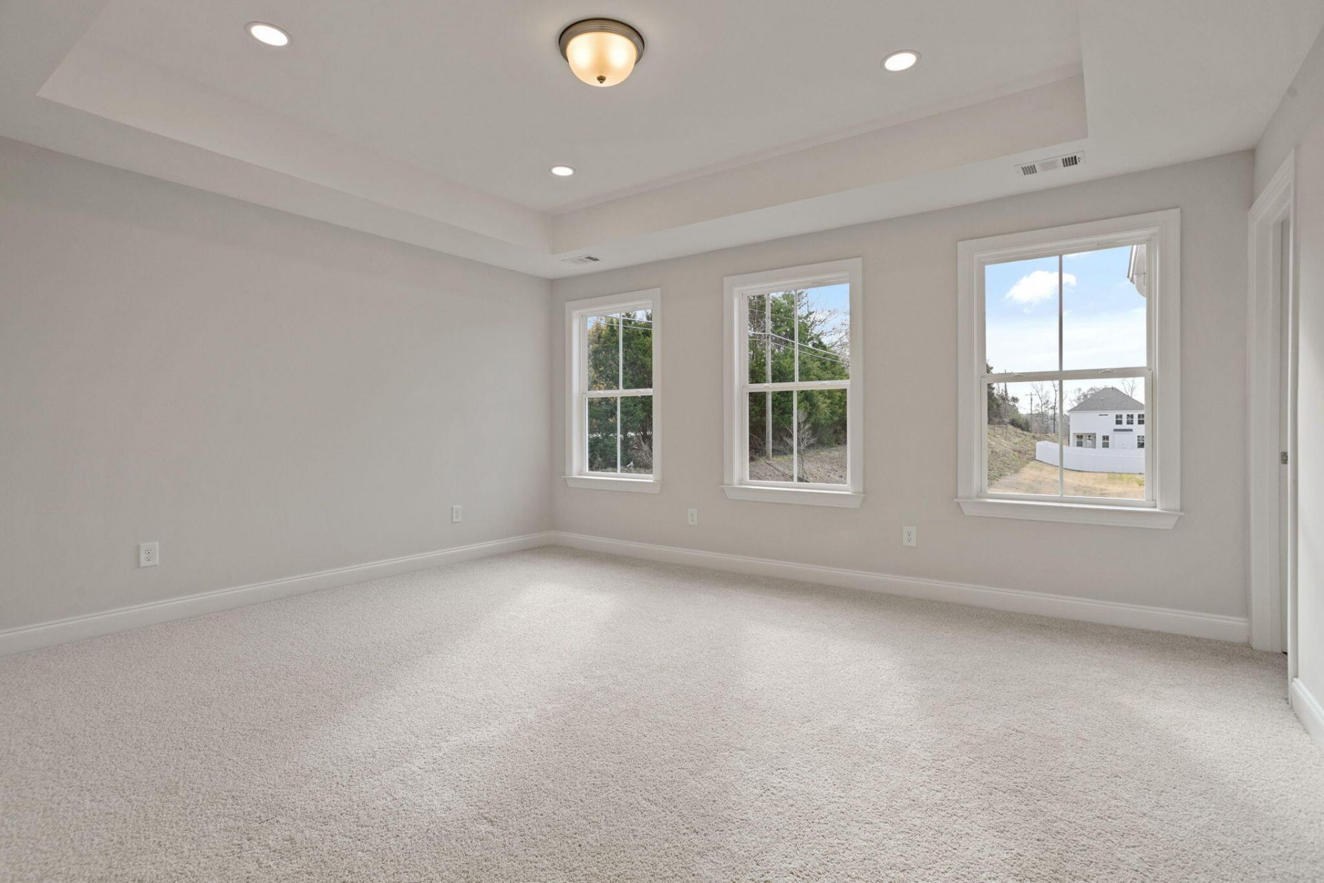 2 Tuggle Lane Drive Photo 19