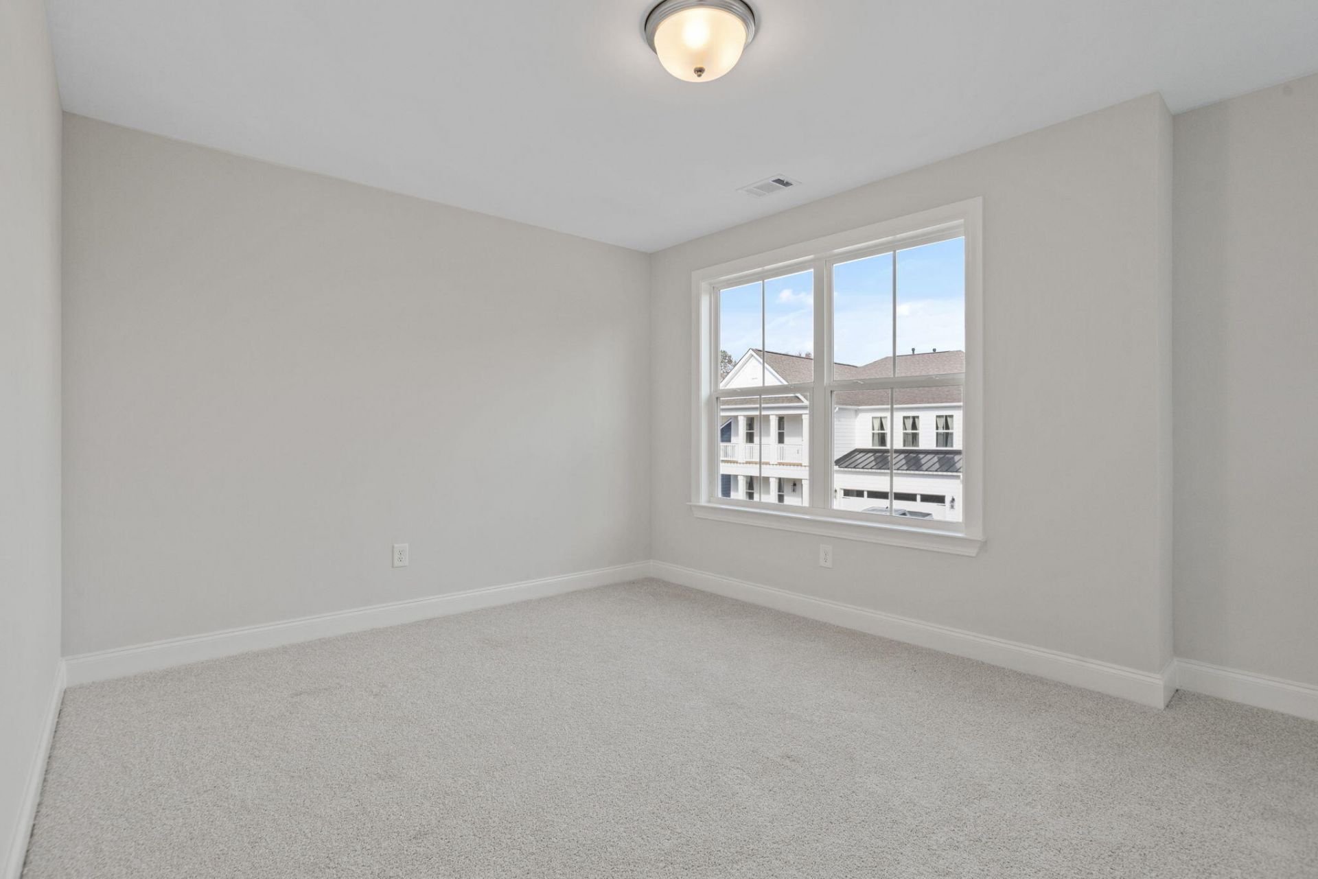 2 Tuggle Lane Drive Photo 26