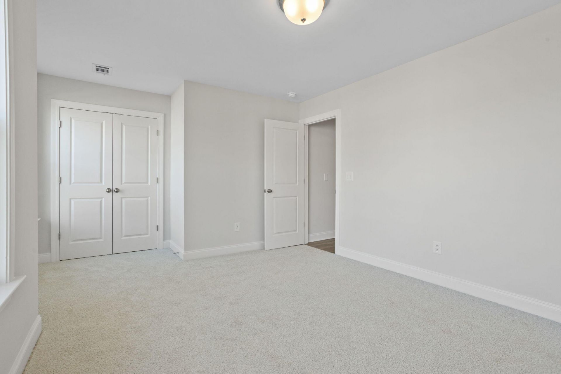 2 Tuggle Lane Drive Photo 27