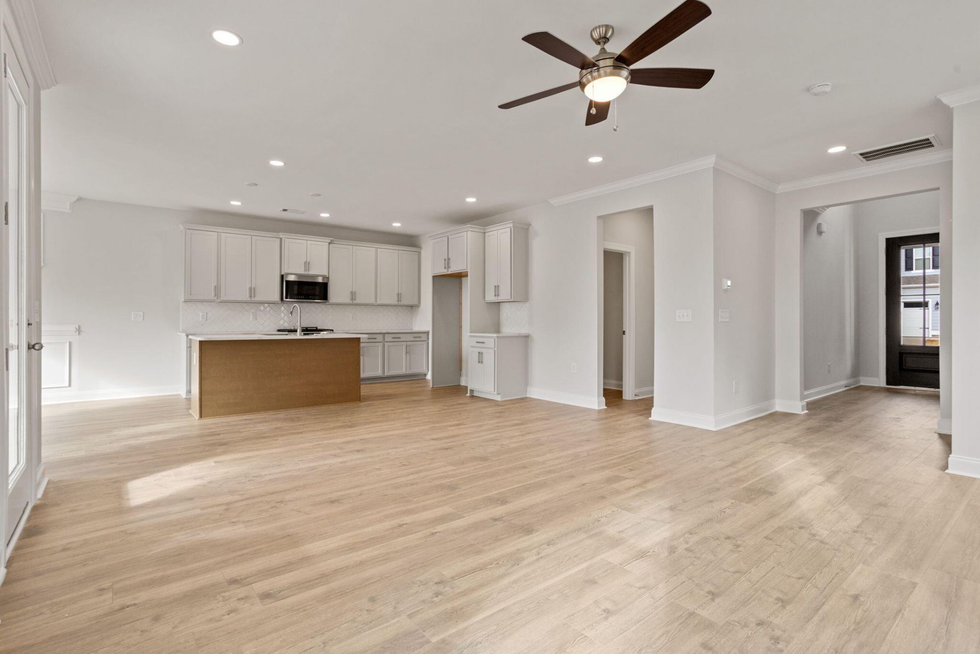 2 Tuggle Lane Drive Photo 5