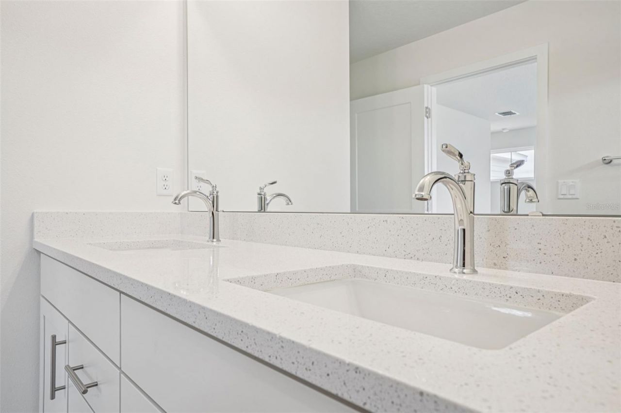 30333 Emerald Forest Drive, Mount Dora, FL 32757 Photo