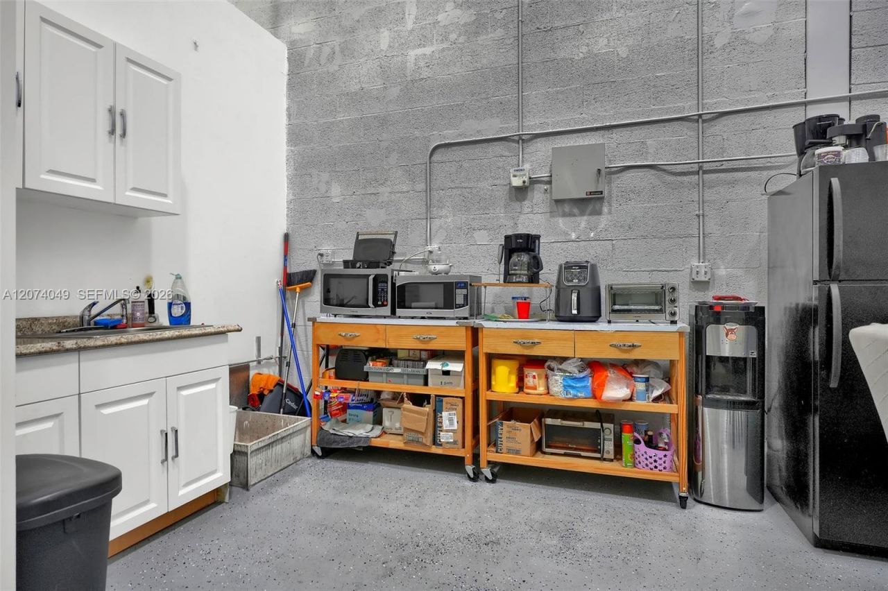 5900 NW 97th Ave, Unit C-1 and C-, Doral, FL 33178 Photo