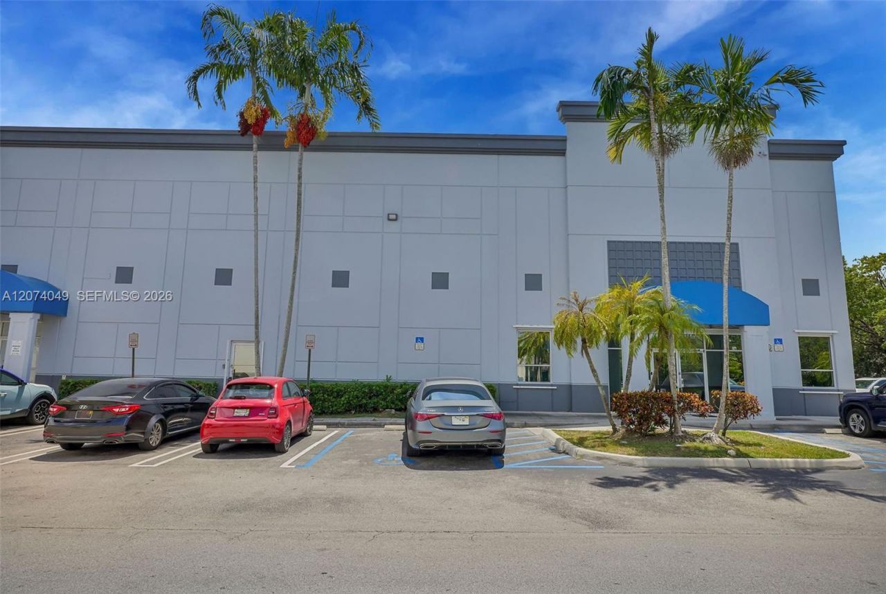 5900 NW 97th Ave, Unit C-1 and C-, Doral, FL 33178 Photo