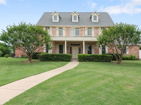 404 High Meadow Lane, Heath, TX 75032
