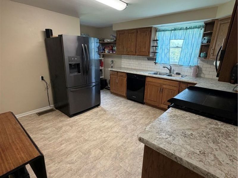 303 Wertz Street, Dalton, OH 44618 Photo 11