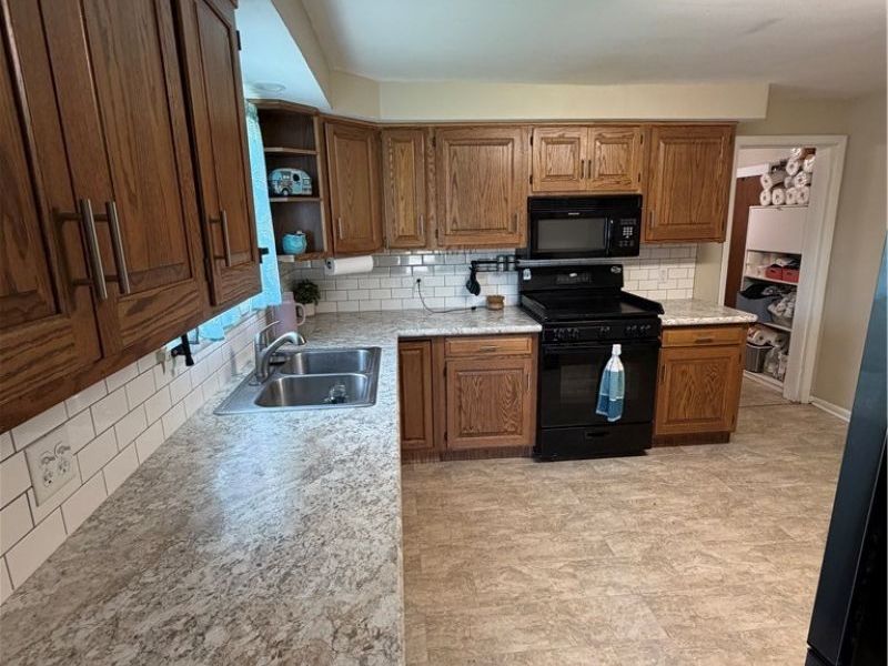 303 Wertz Street, Dalton, OH 44618 Photo 13