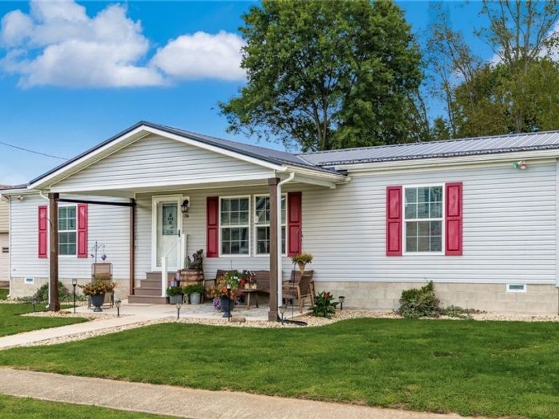 78 W 4th Street, Frazeysburg, OH 43822 Photo 3
