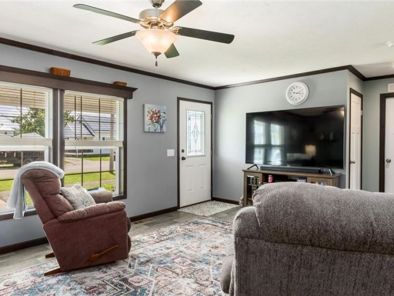 78 W 4th Street, Frazeysburg, OH 43822 Photo 6