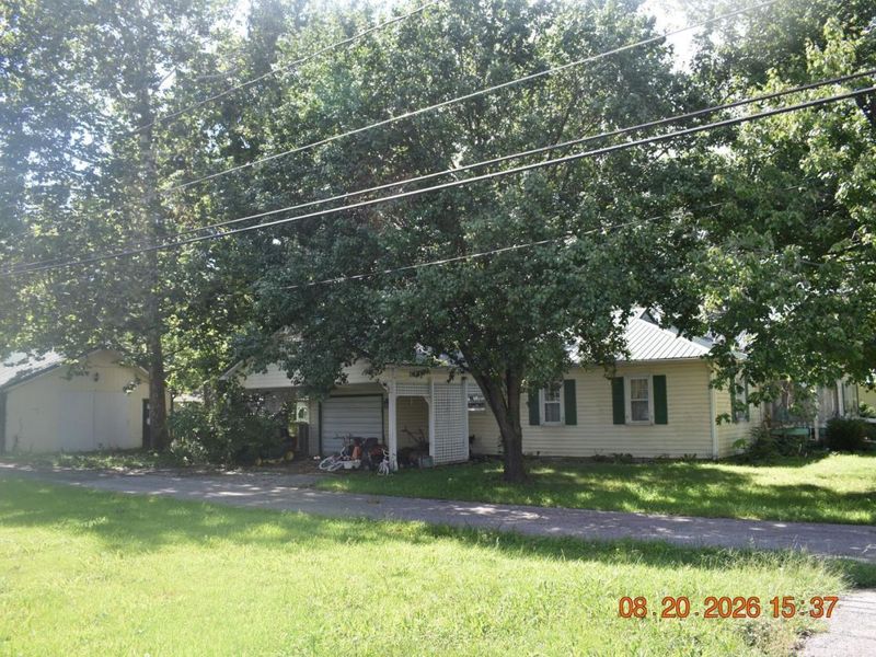 49 W Sycamore Street, Winchester, OH 45697 Photo 4