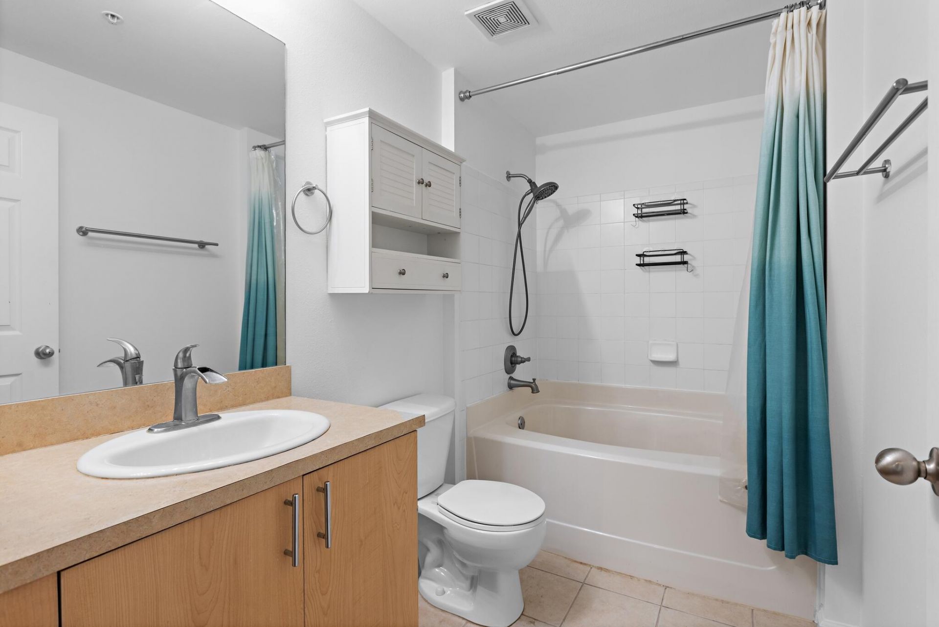 533 NE 3rd Avenue, Unit 425, Fort Lauderdale, FL 33301 Photo