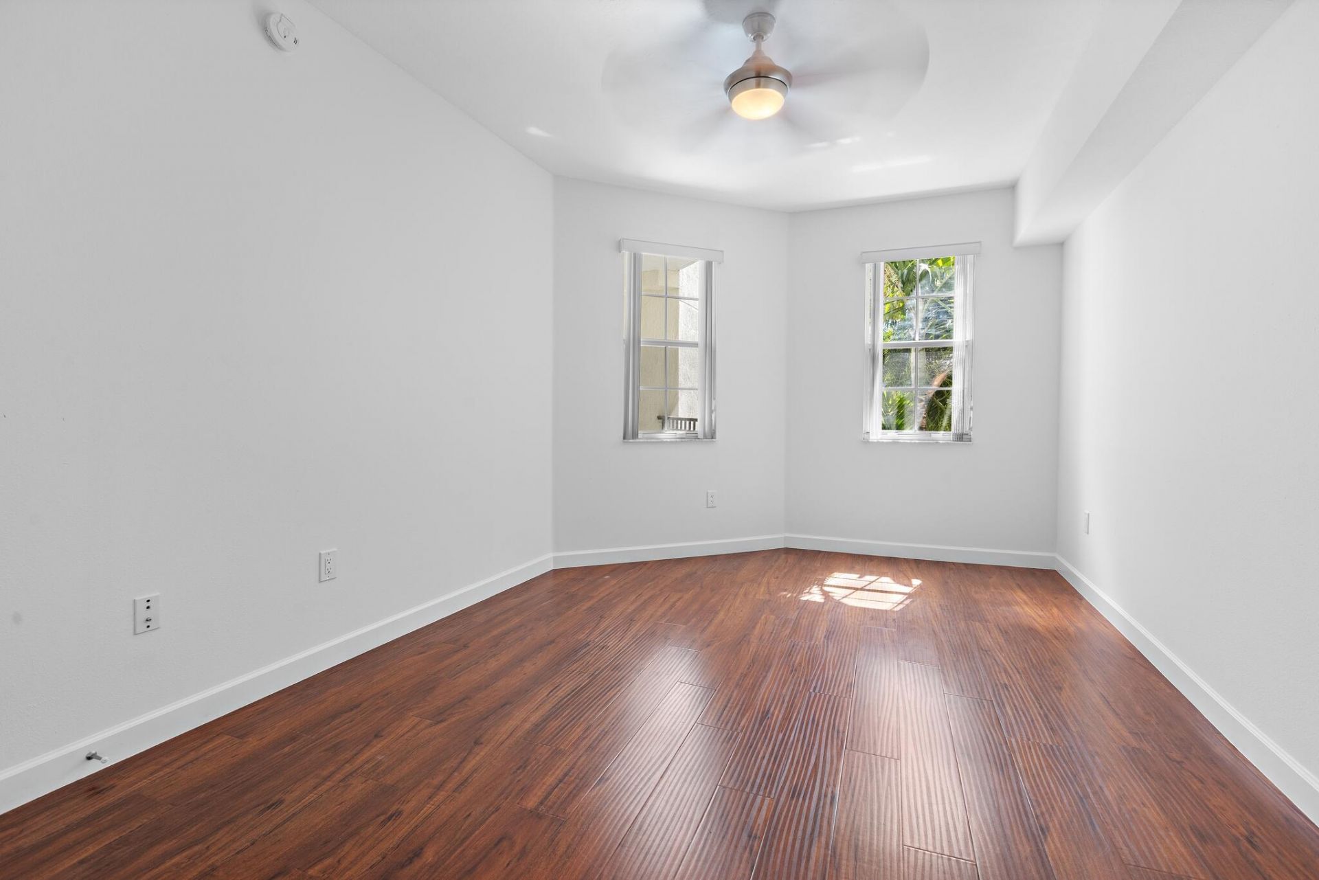 533 NE 3rd Avenue, Unit 425, Fort Lauderdale, FL 33301 Photo