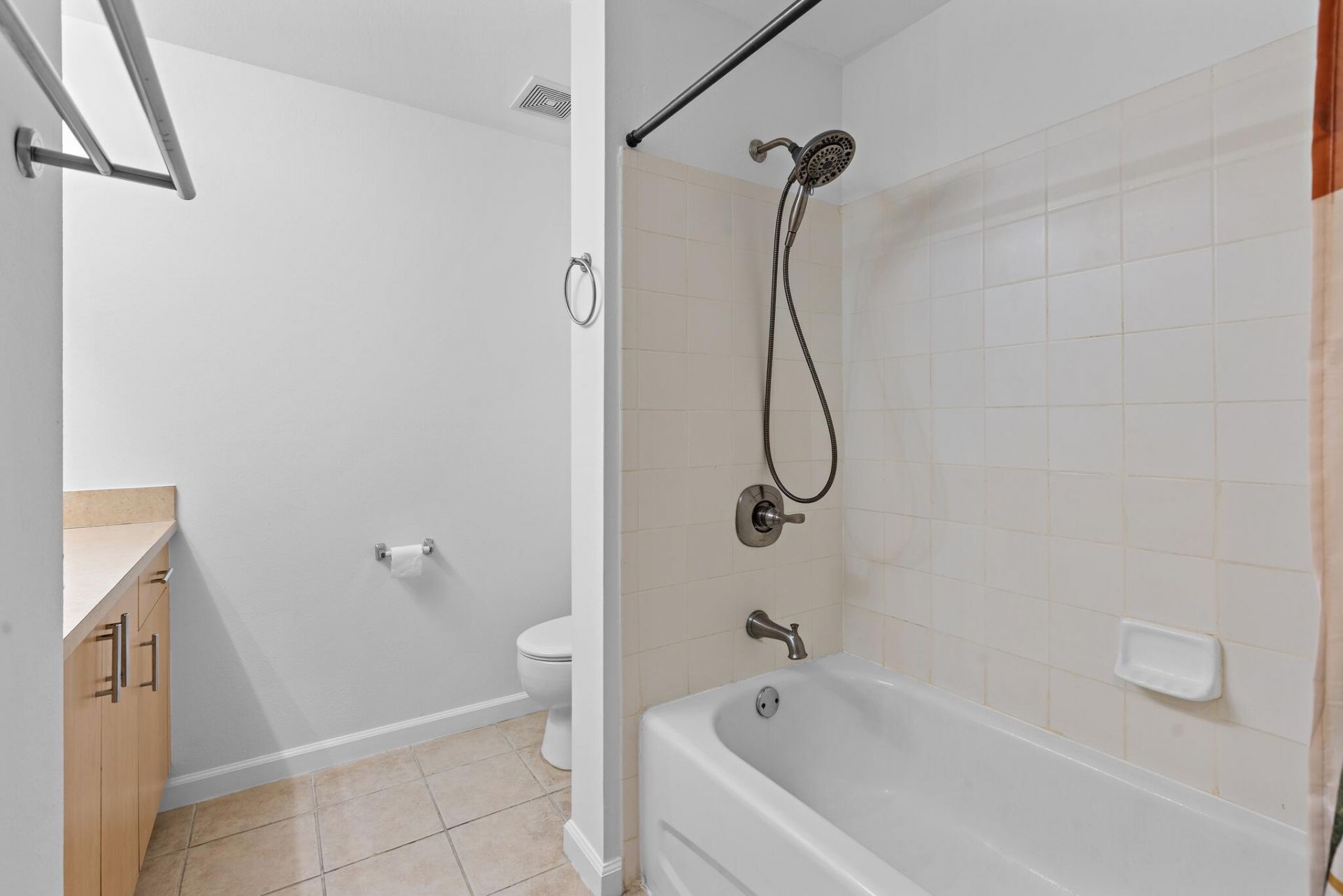 533 NE 3rd Avenue, Unit 425, Fort Lauderdale, FL 33301 Photo