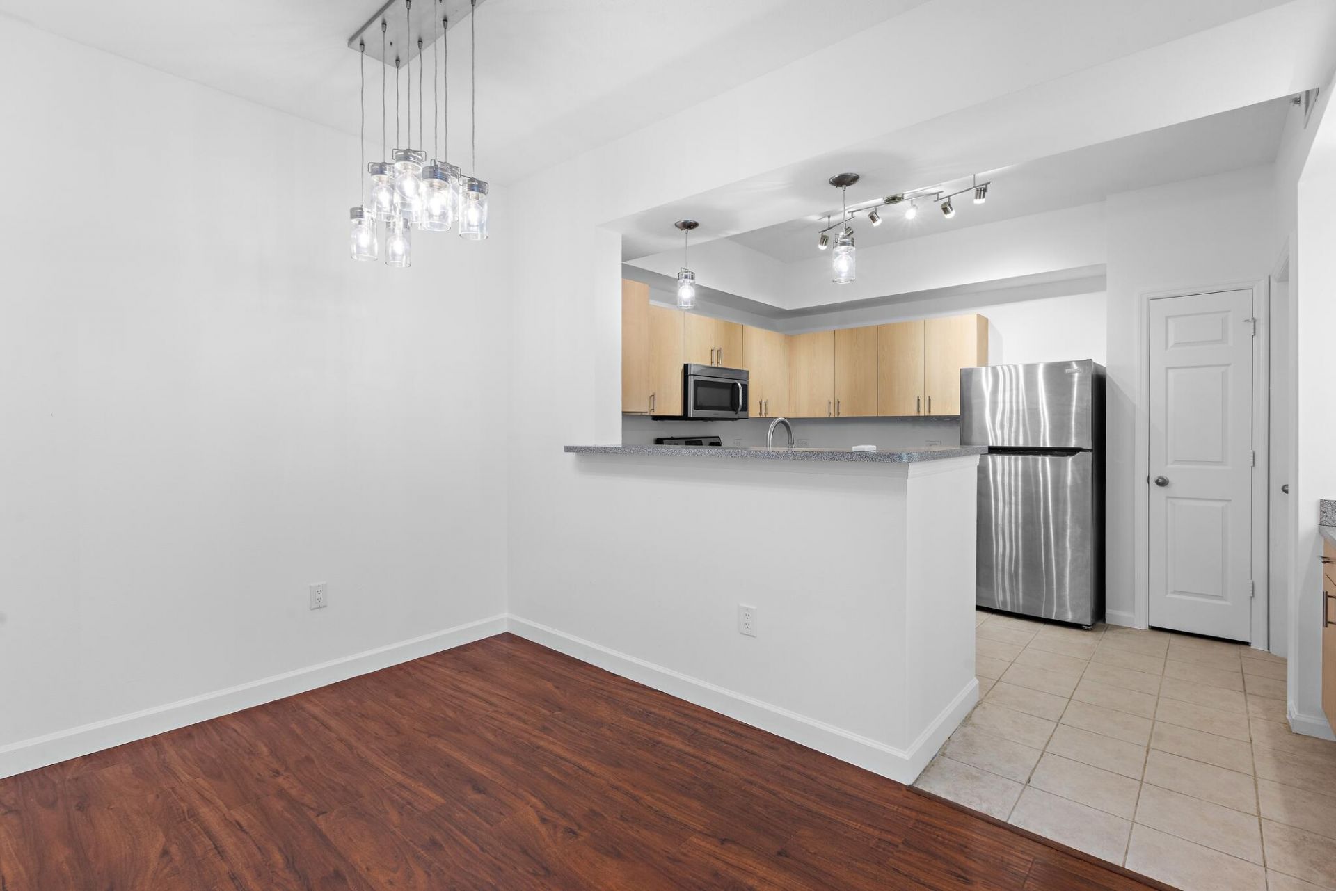 533 NE 3rd Avenue, Unit 425, Fort Lauderdale, FL 33301 Photo