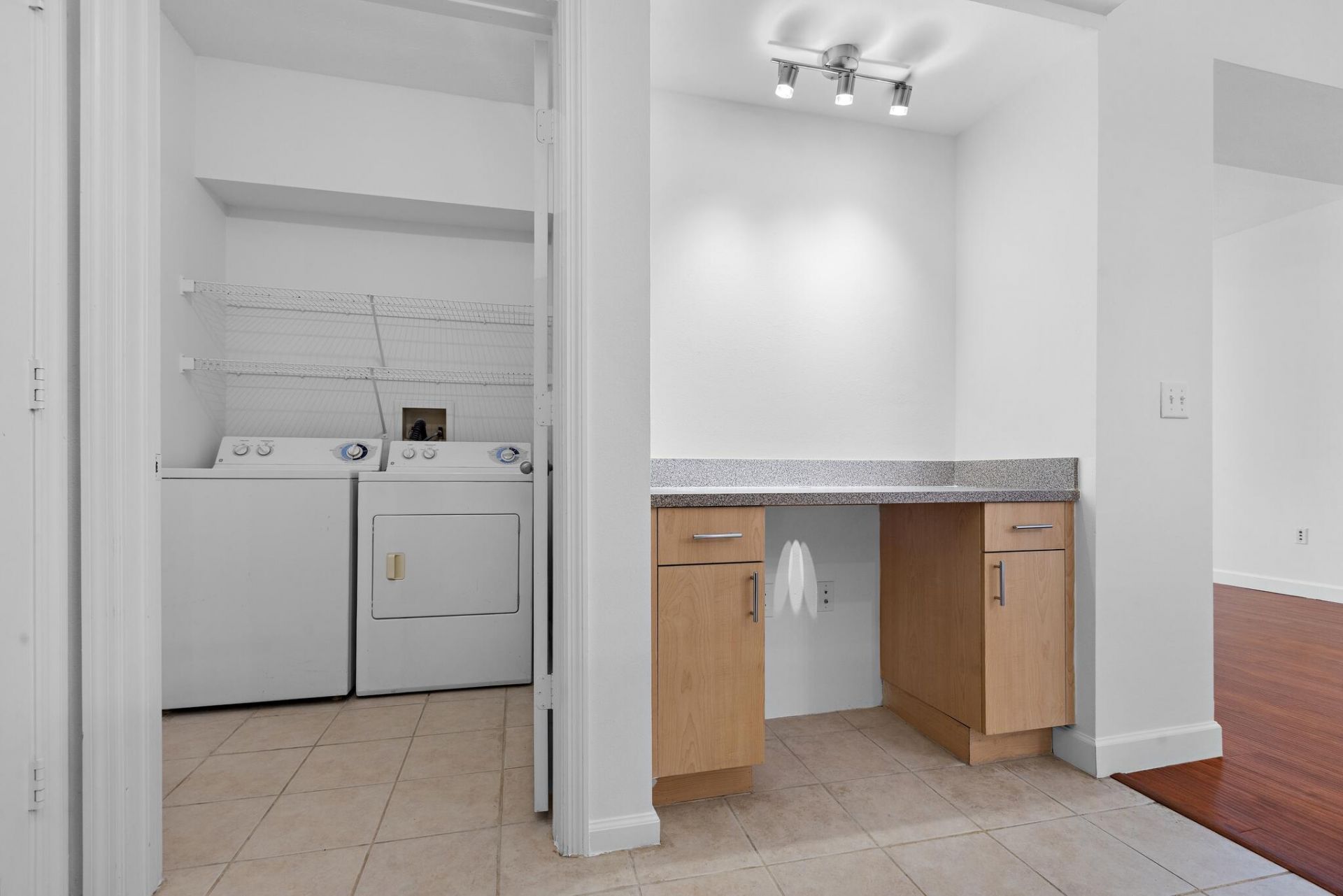 533 NE 3rd Avenue, Unit 425, Fort Lauderdale, FL 33301 Photo