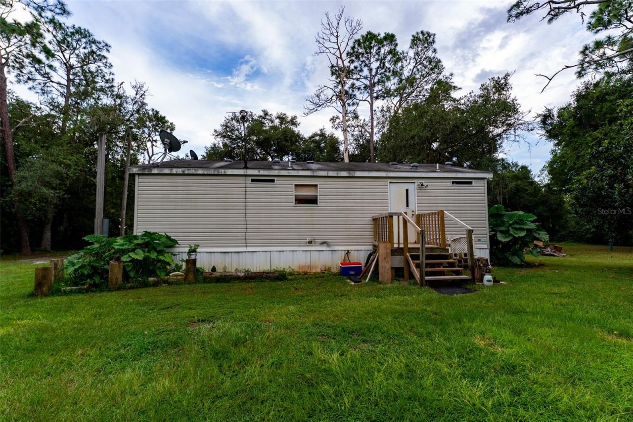 9085 SW 160th Street , Dunnellon, FL 34432 Photo