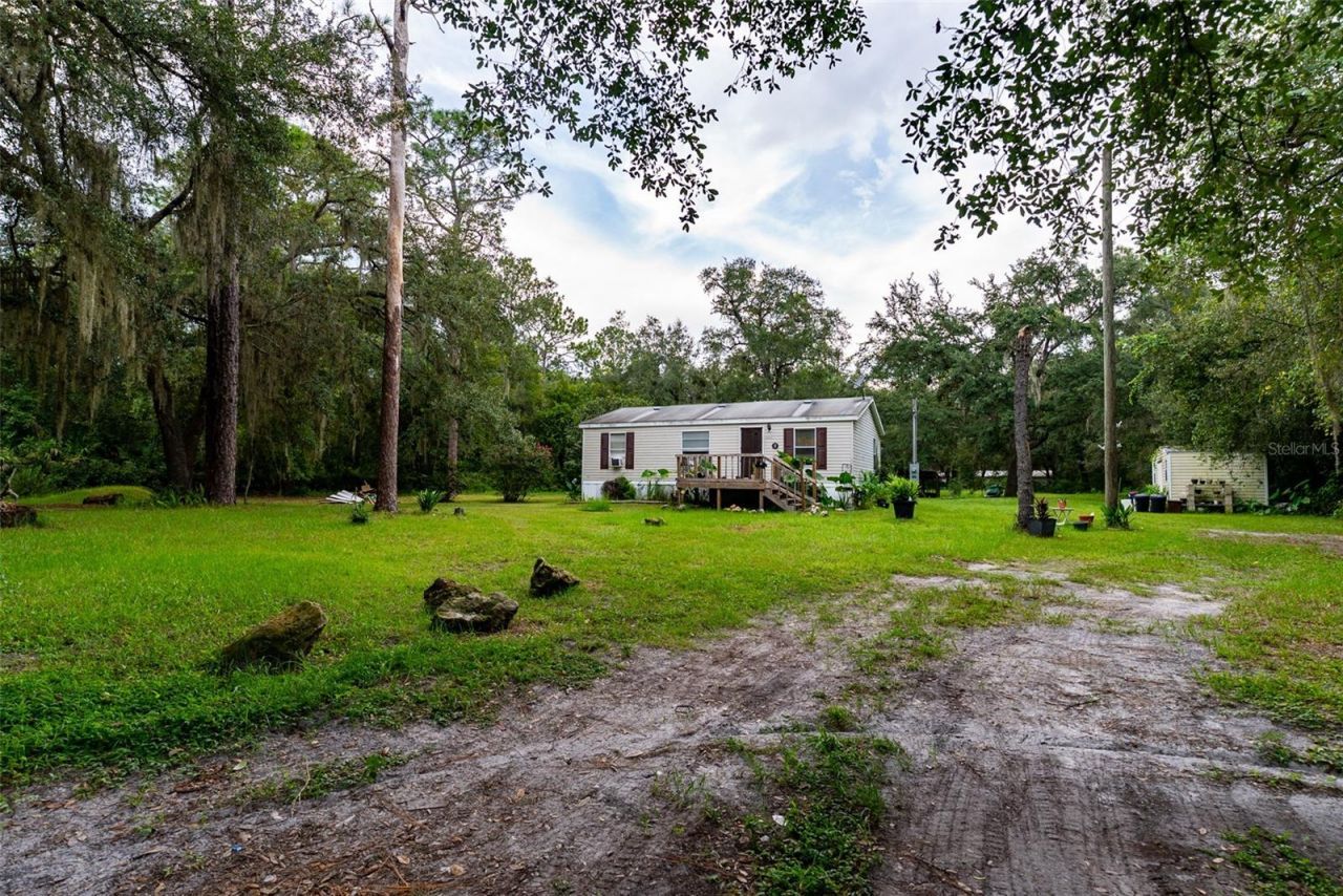 9085 SW 160th Street , Dunnellon, FL 34432 Photo