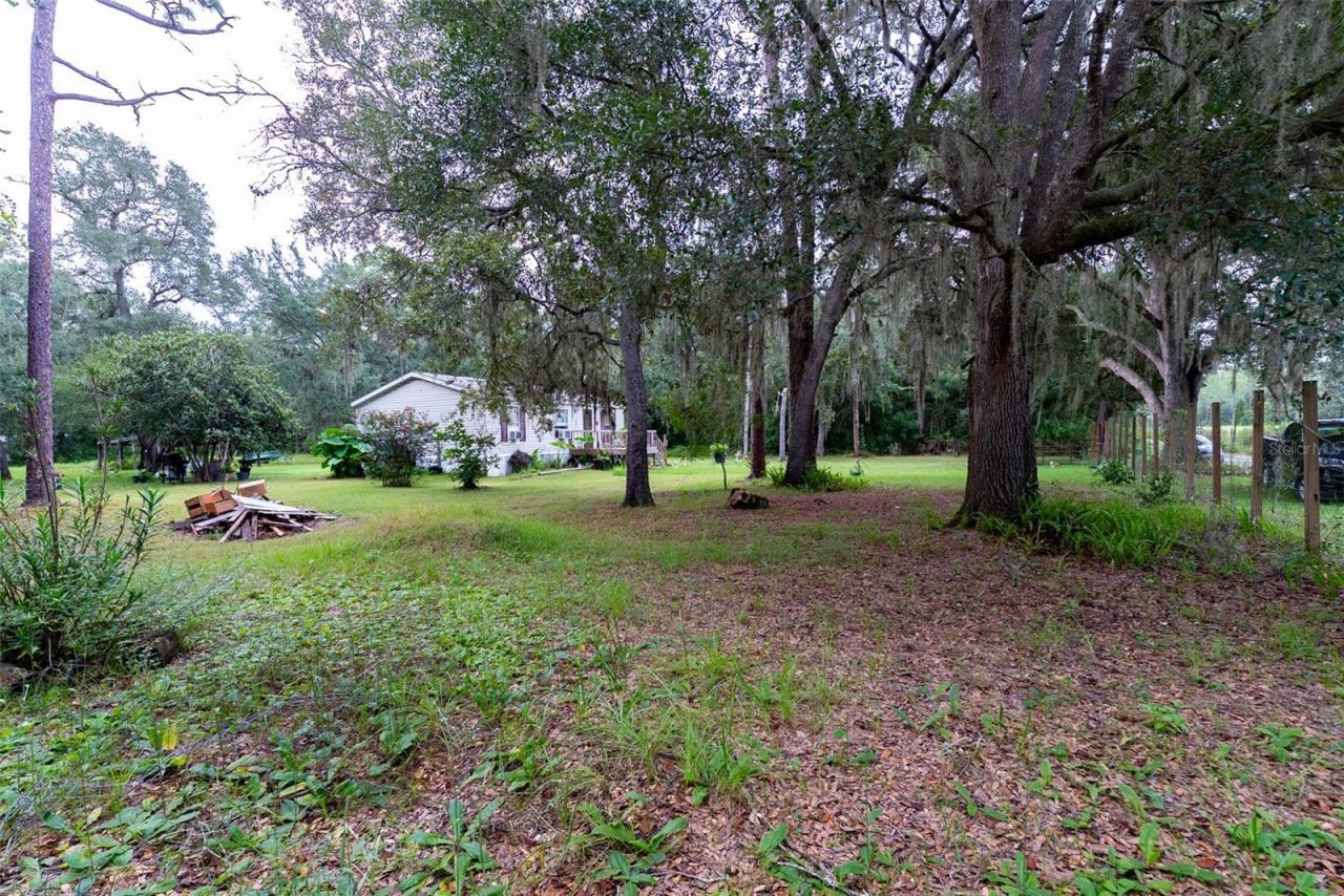 9085 SW 160th Street , Dunnellon, FL 34432 Photo