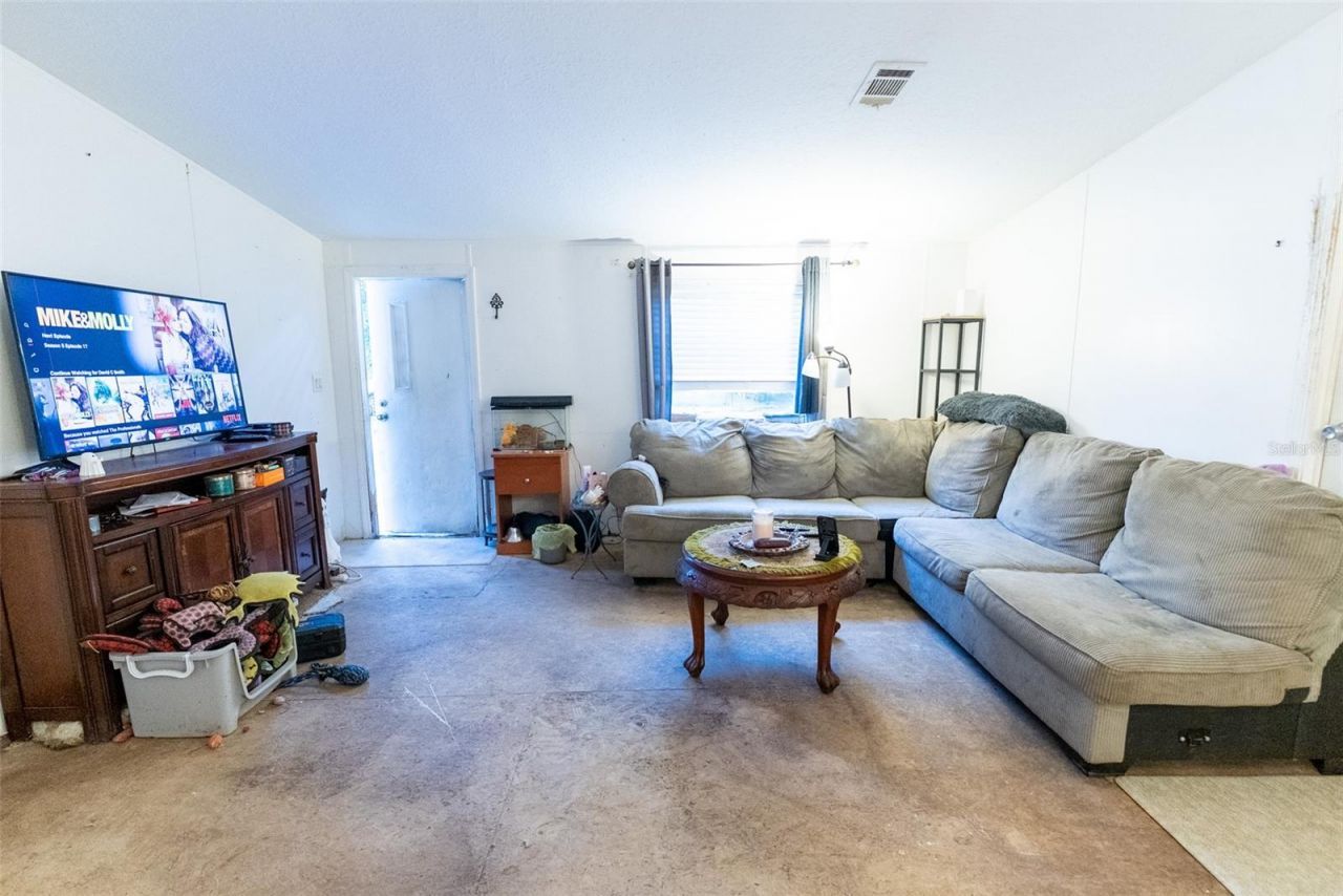 9085 SW 160th Street , Dunnellon, FL 34432 Photo