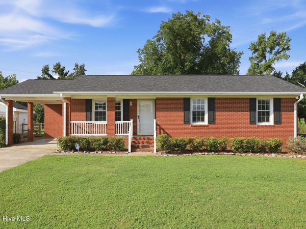623 Moore Town Road, Walstonburg, NC 27888
