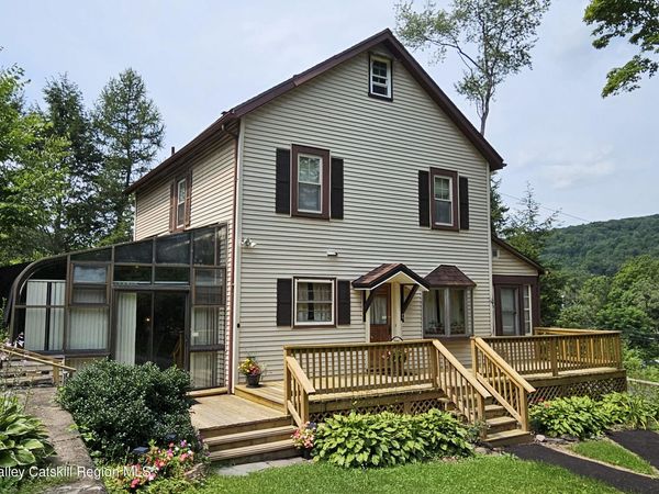 42204 State Hwy 28 , Margaretville, NY 12455