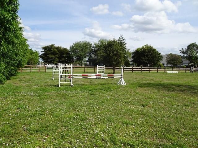 819 Cindy Circle Lane, Unit ~ Barn & G, Wellington, FL 33414 Photo