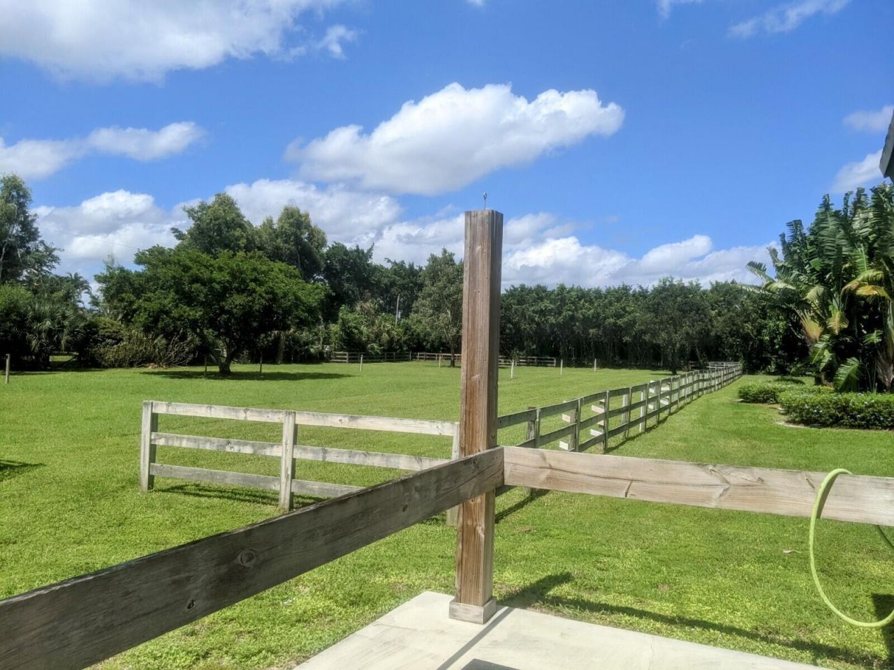 819 Cindy Circle Lane, Unit ~ Barn & G, Wellington, FL 33414 Photo